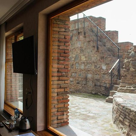 Boutique Hotel Tbili Metekhi Тбилиси Экстерьер фото
