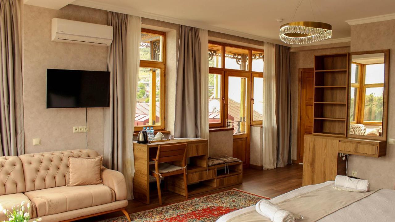 Boutique Hotel Tbili Metekhi Тбилиси Экстерьер фото