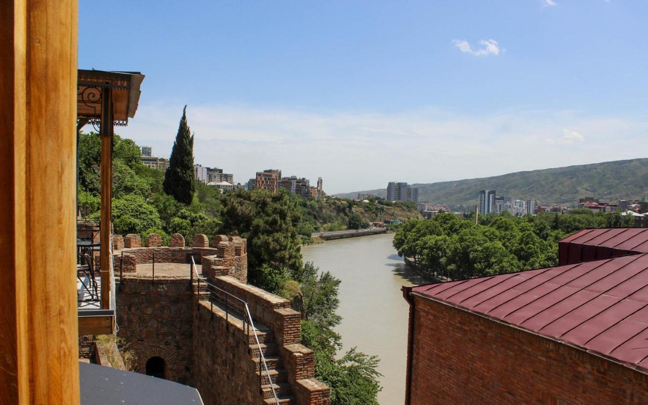 Boutique Hotel Tbili Metekhi Тбилиси Экстерьер фото