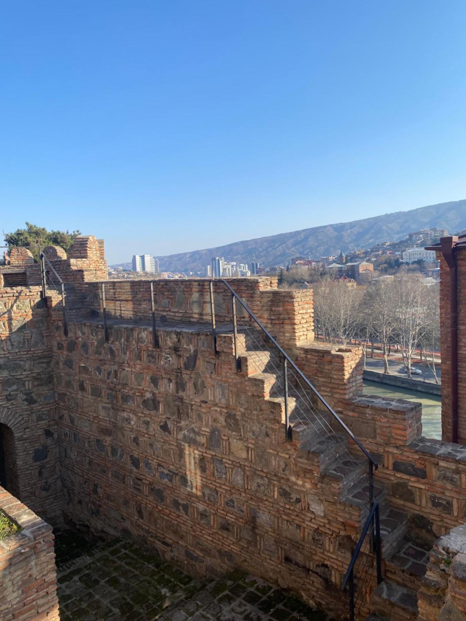 Boutique Hotel Tbili Metekhi Тбилиси Экстерьер фото